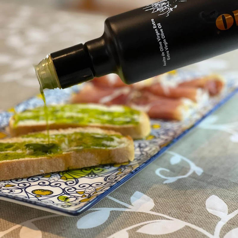 AOVE Premium Cosecha Temprana Picual, Elogio