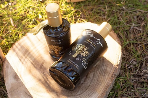 Huile d'olive extra vierge « Oro la Senda », innovation, esprit familial, durabilité et qualité excellente.