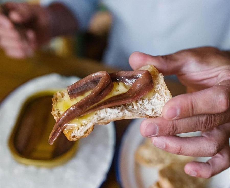Anchois du Cantabrique : où la mer devient art