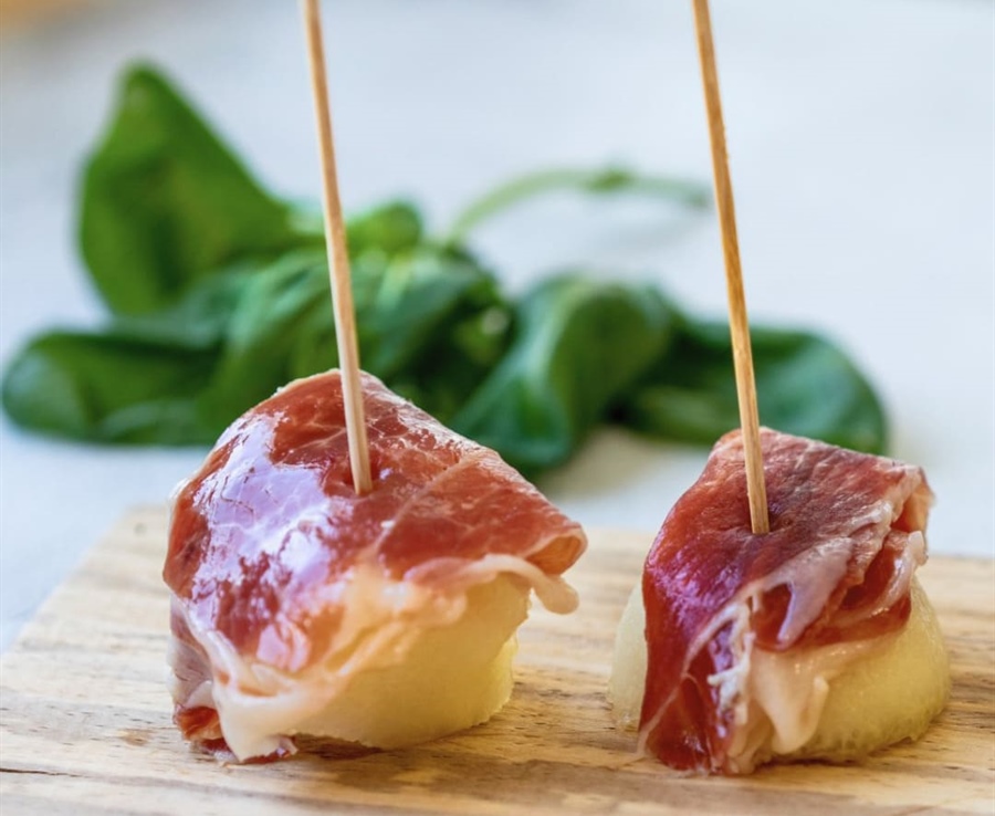 Tendance 2025 : Gourmet sans cuisine – L'essor du « prêt à déguster »