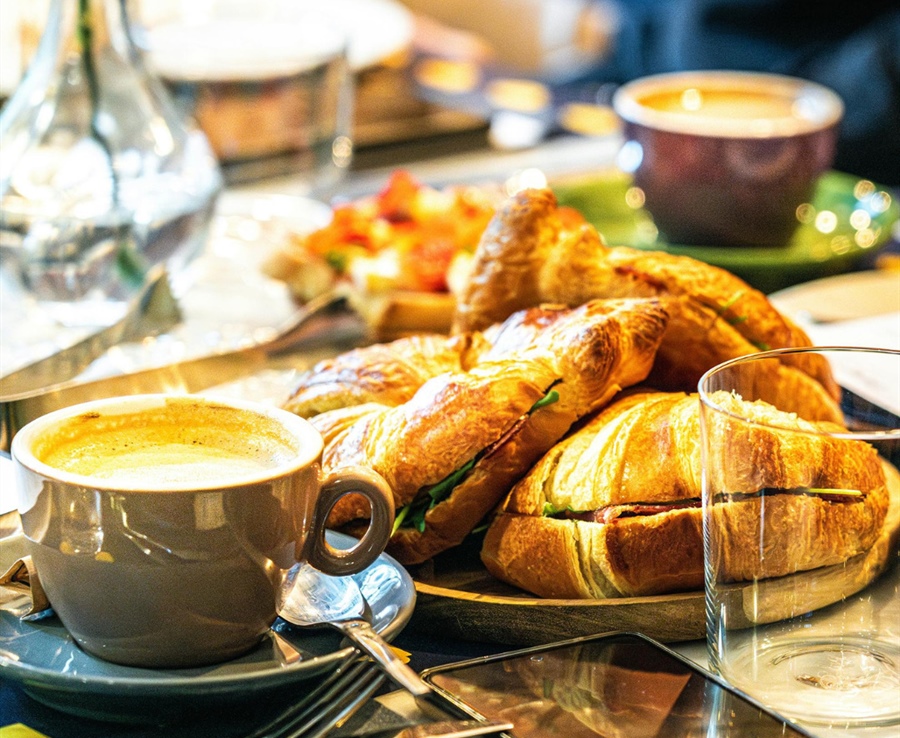 Petits-déjeuners gourmets : L'excellence espagnole à chaque bouchée