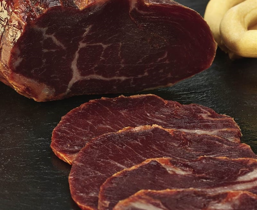 Navarretinto: la pureza ibérica que nace en la dehesa y se convierte en embutido de excelencia