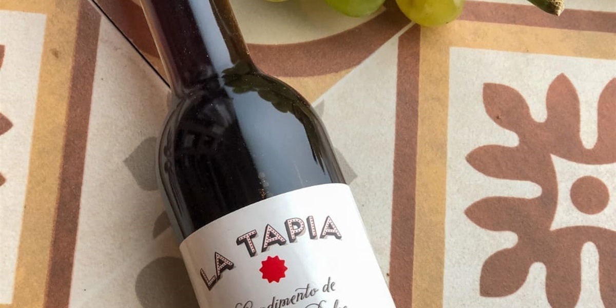 Pourquoi un bon vinaigre transforme un plat (et ta cuisine)