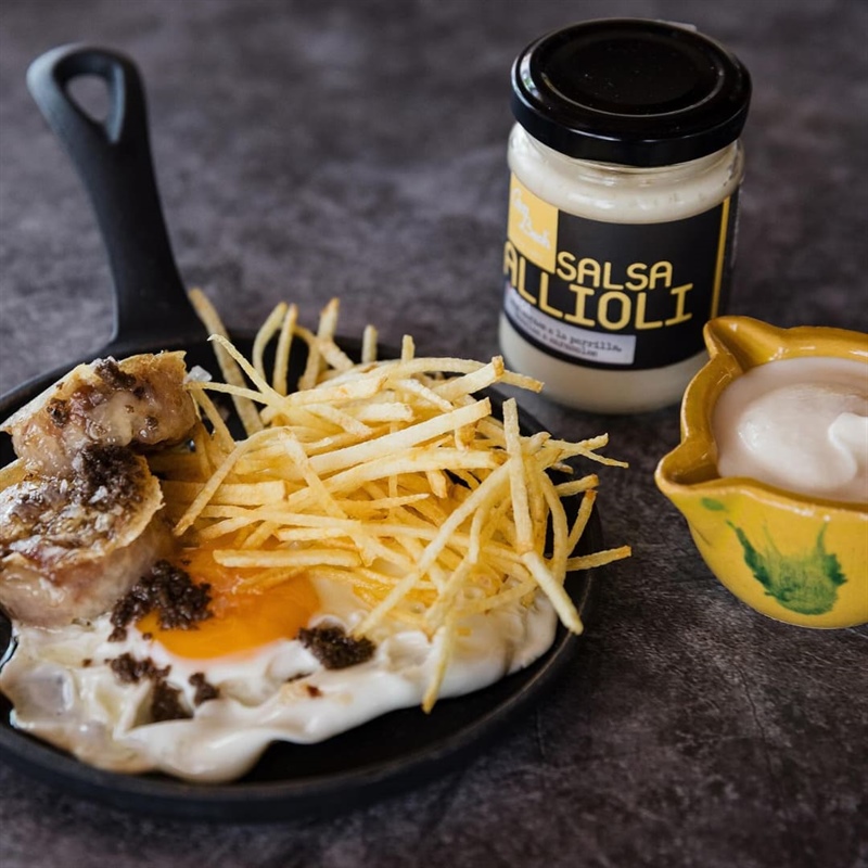 The secret is in the sauce.