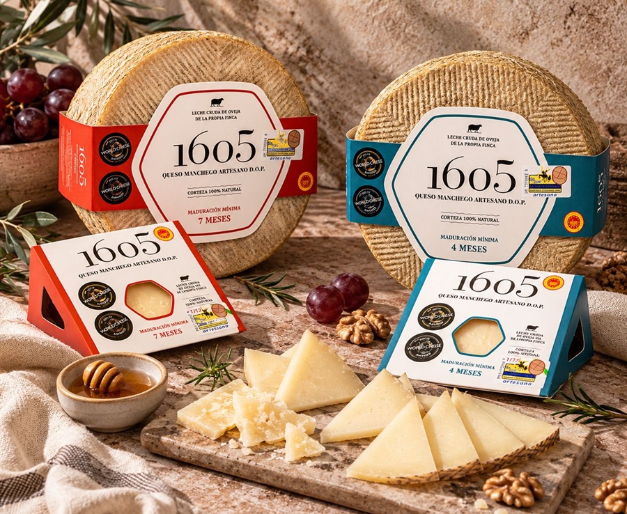 Spanish cheese board for four people