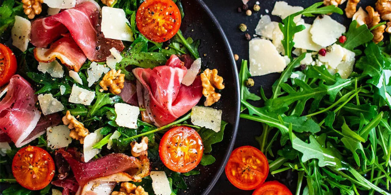 Light gourmet cuisine, no fuss